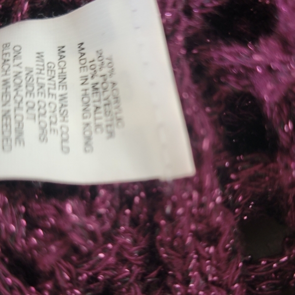 Express Women's Open Knit Sweater V-neck Size M - Picture 9 of 9